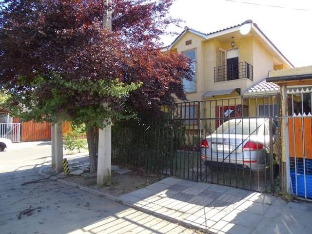 Casa en arriendo en Lampa