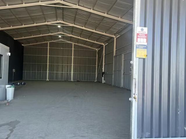 Oficina en arriendo en Monte Grande, Maule
