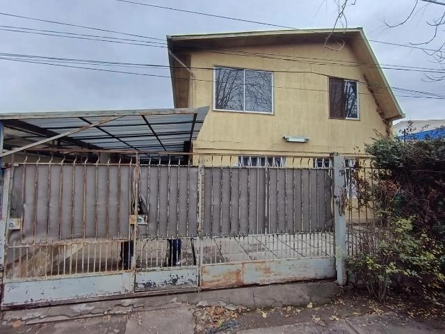 Casa en arriendo en Estación Central, Santiago