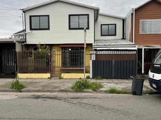 Casa en arriendo en Laurie, Coronel
