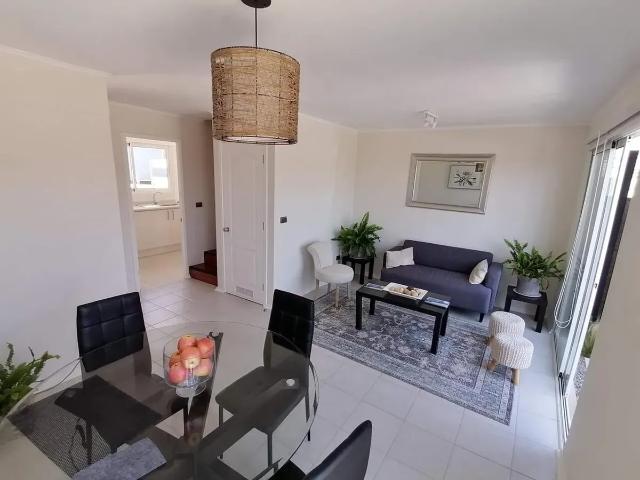 Casa en arriendo en Mena, Quilpué