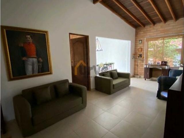 Casa en arriendo en Loma Hermosa, San Jerónimo