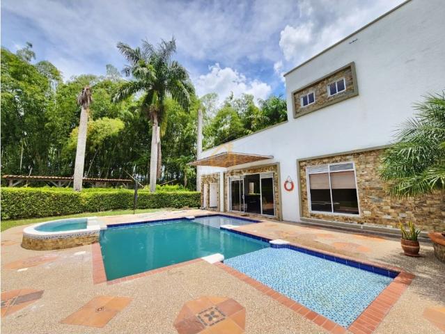 Casa en arriendo en La Tebaida, Valle