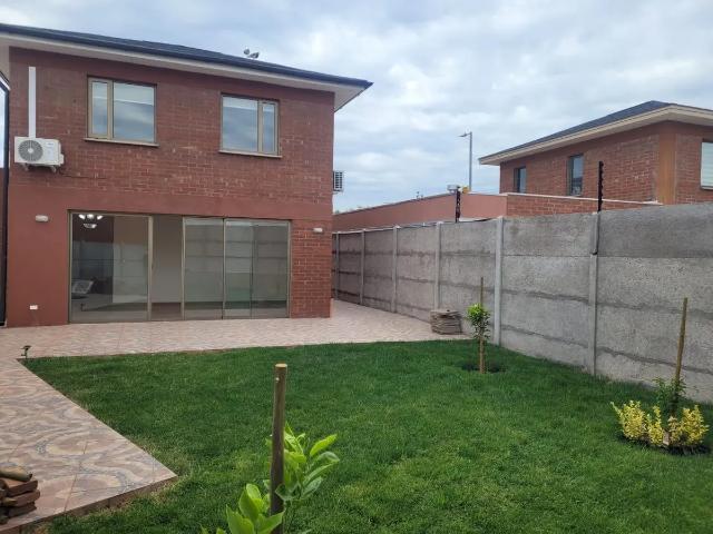 Casa en arriendo en Linderos, Buin