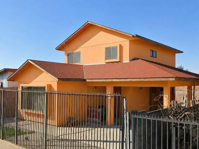 Casa en arriendo en Cauquenes, Maule