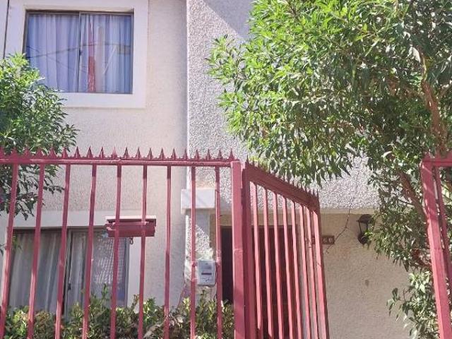 Casa en arriendo en Cerrillos