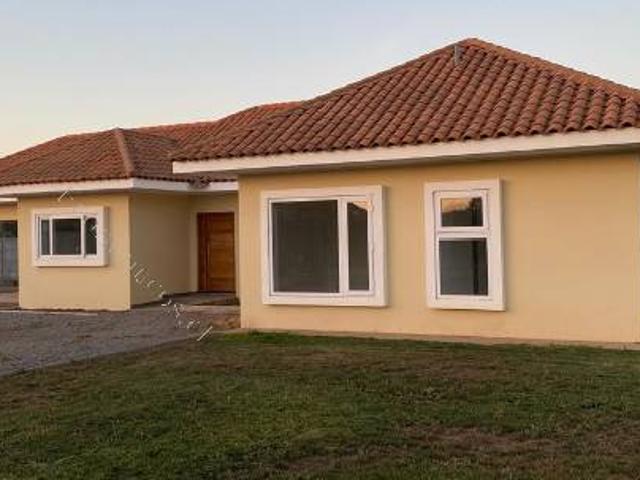 Casa en arriendo en San Fernando, Libertador General Bernardo O'higgins