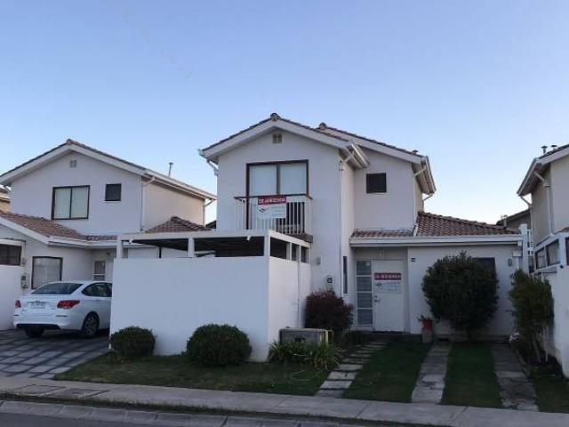 Casa en arriendo en Rancagua, Libertador General Bernardo O'higgins