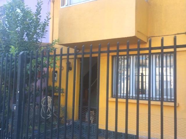 Casa en arriendo en Estación Central, Metropolitana