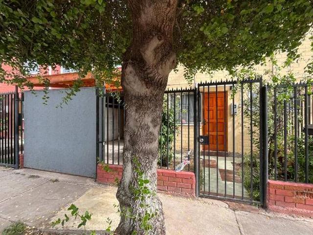 Casa en arriendo en Esmeralda, Metropolitana