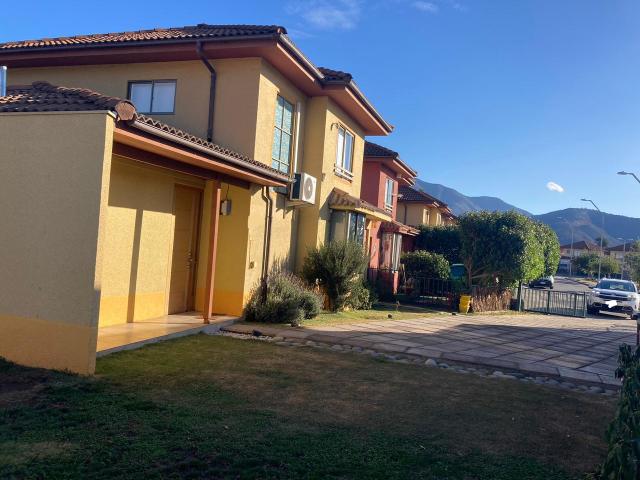 Casa en arriendo en Valle La Reserva, Isla de Maipo