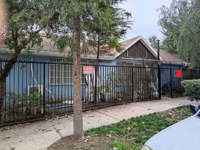 Oficina en arriendo en La Aurora, Metropolitana