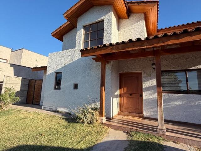 Casa en arriendo en Rinconada, Valparaíso