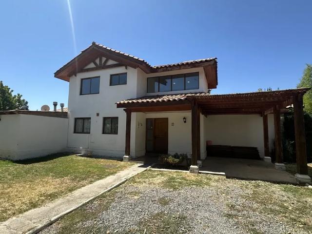 Casa en arriendo en Lo Araya, Rinconada