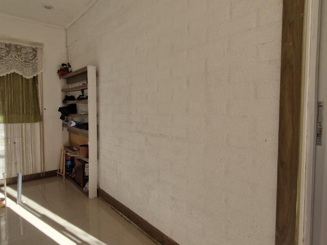 Arriendo de bodega / oficina, en La Cruz, paradero 14,5. $195.000