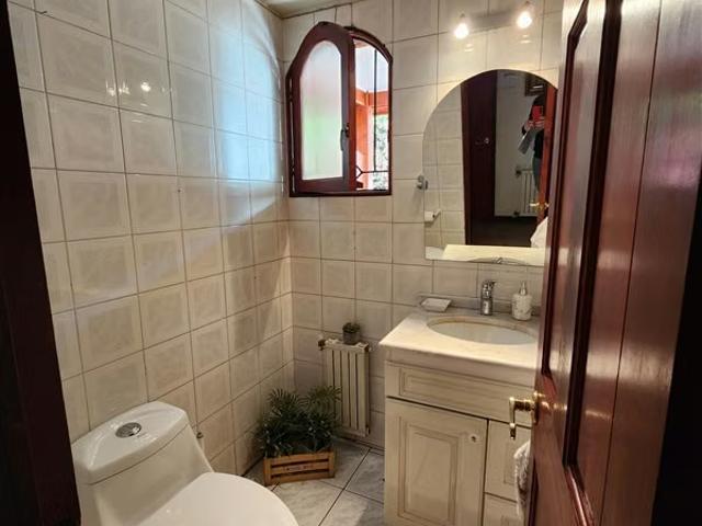Casa en arriendo en Las Condes, Metropolitana