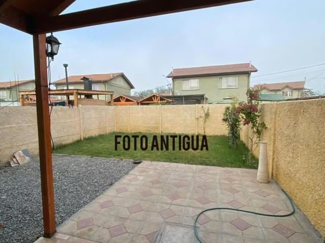 Casa en arriendo en Peñaflor, Metropolitana