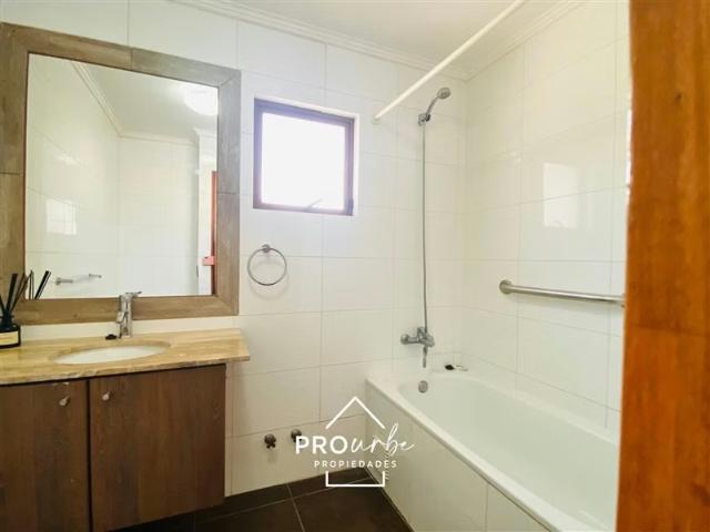 Casa en arriendo en Calle Larga, Valparaíso