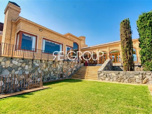 Casa en arriendo en Vitacura, Metropolitana