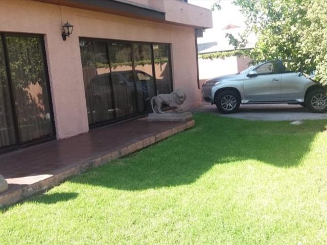 Casa en arriendo en Vitacura, Metropolitana