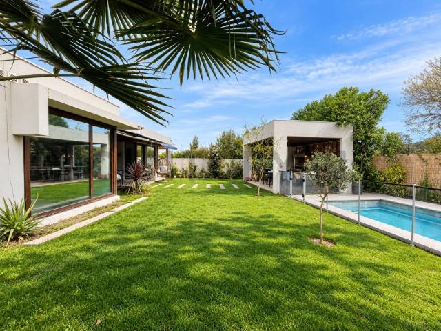 Casa en arriendo en Laguna Santa Elena, Colina