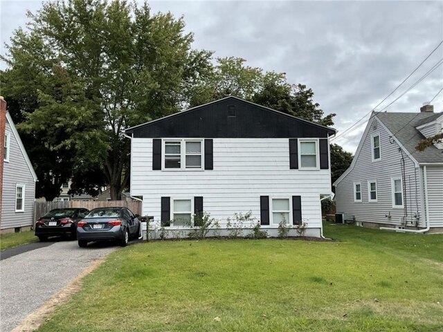 House for sale in Warwick, Rhode Island
