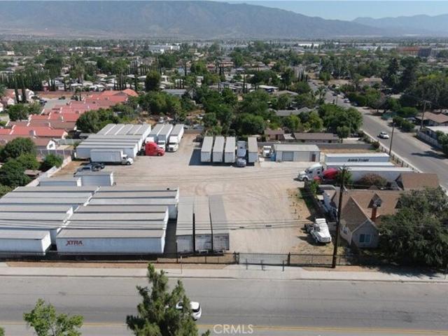 Land for sale in Fontana