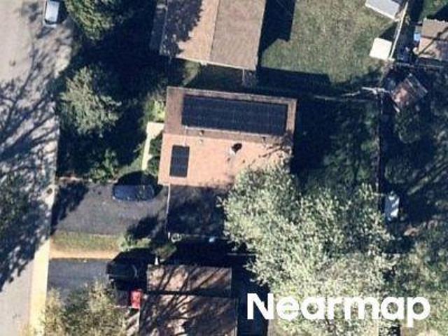 House for sale in Carpentersville, Illinois