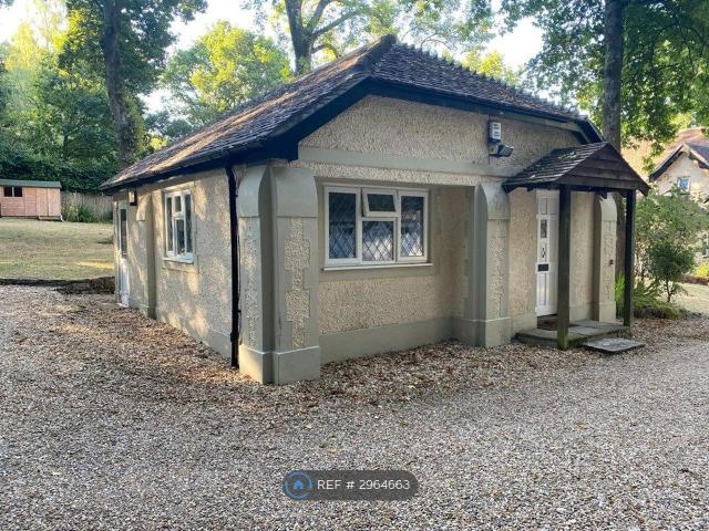 House for rent in Merley, Poole