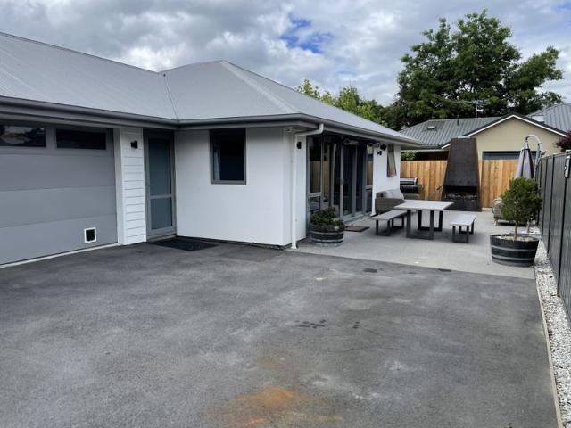 House for rent in Otakou