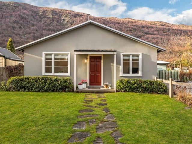 House for rent in Otakou