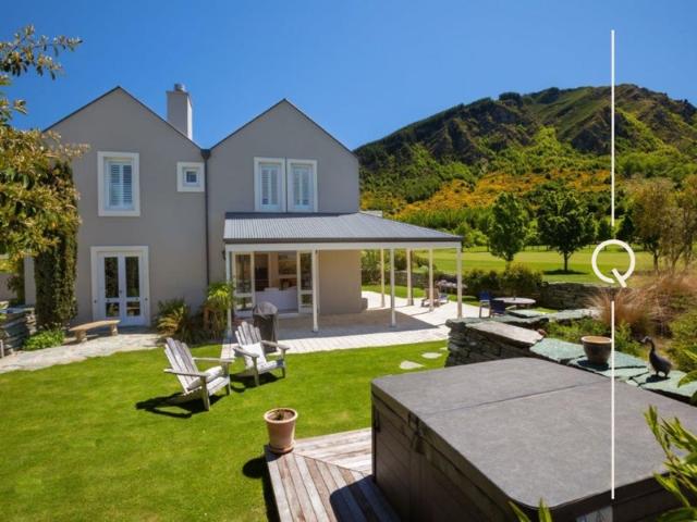 House for rent in Otakou