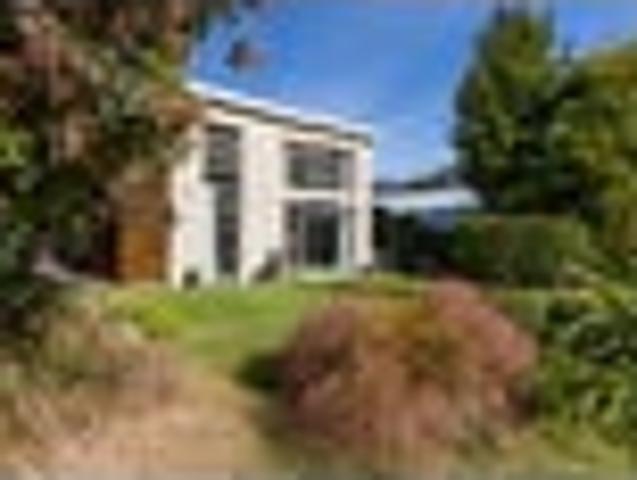 House for sale in Otakou