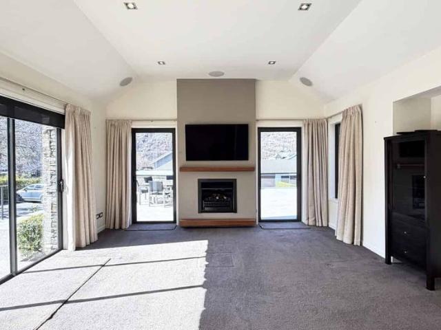 House for rent in Otakou
