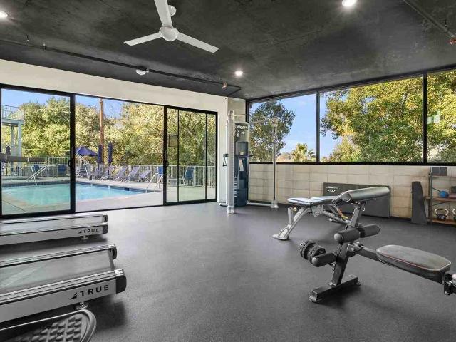 Apartment for rent in Canoga Park, California