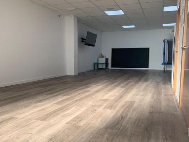 Local Comercial en alquiler en La Paz, Mislata