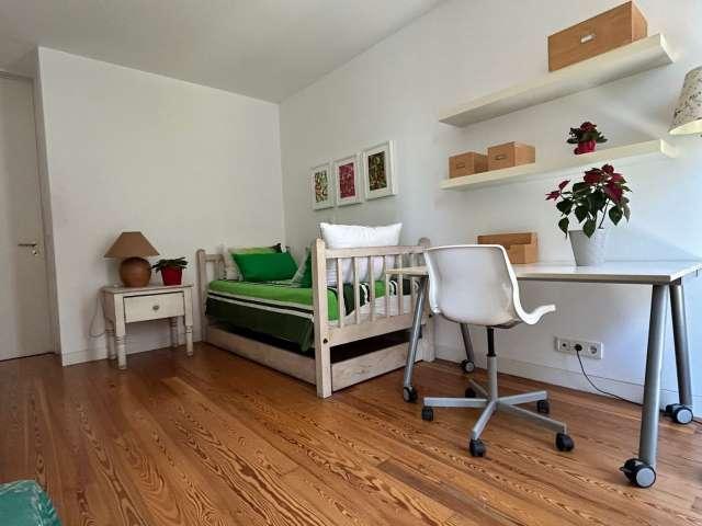 Quarto alugar em Parque das Nações, Lisboa