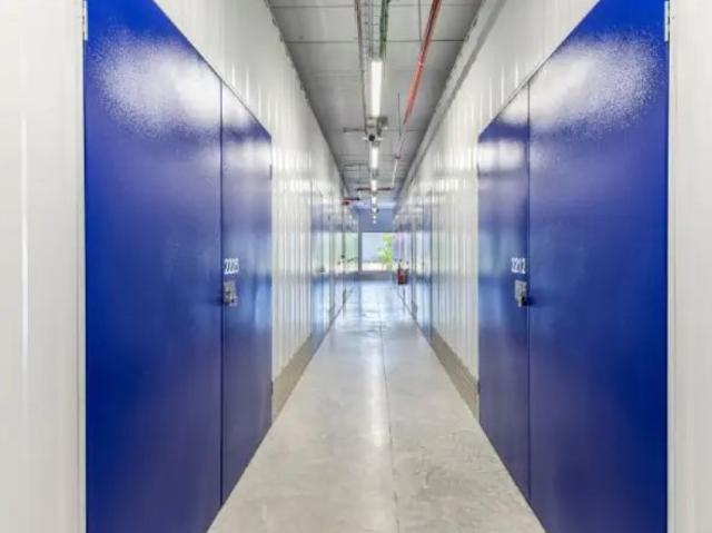 Armazém alugar em Porto, Cedofeita