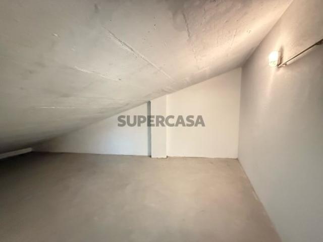 Duplex venda em Cadaval, Pêro Moniz