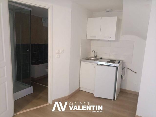 Studio location à Ars-sur-Moselle, Moselle