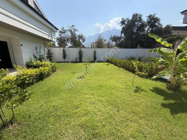 Kemer, Antalya içerisinde kiralık Villa