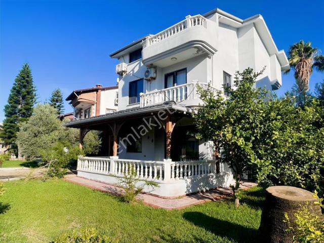 Yeni Akkent Sitesi, Arsuz içerisinde satılık Villa