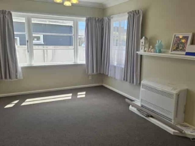 Apartment for rent in Days Bay, Wellington
