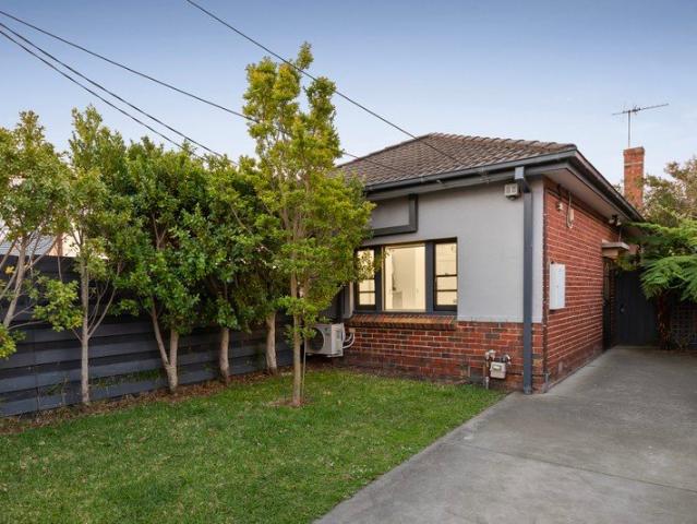House for sale in Caulfield South, Melbourne