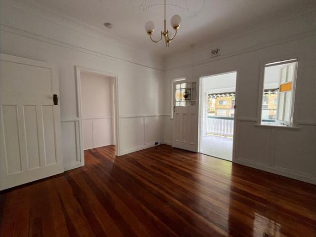 Apartment for rent in Merthyr, Greater Brisbane