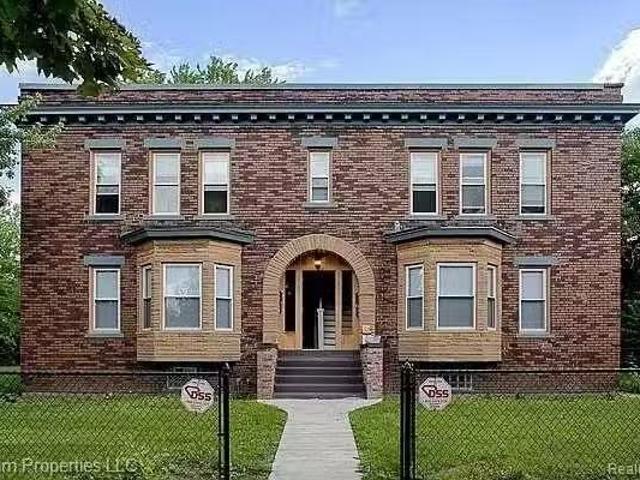 Condo for rent in Detroit