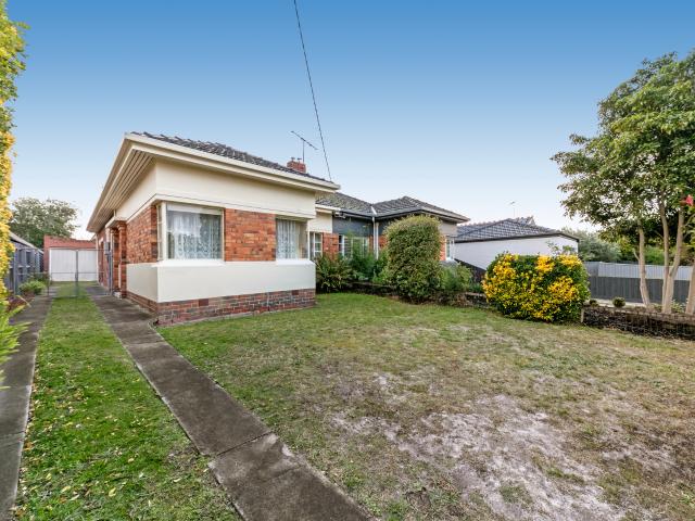 House for sale in Murrumbeena