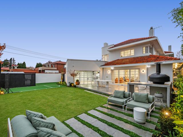 House for sale in Essendon, Melbourne