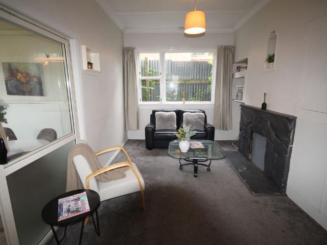 House for rent in Otakou