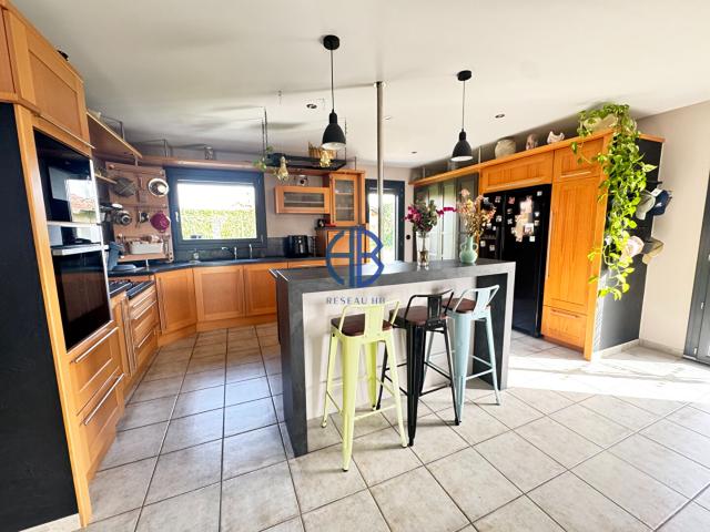 Maison vente à Vienne, Artas